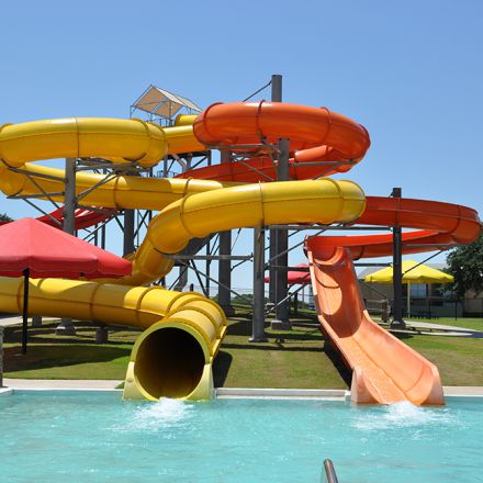 Open Closed Spiral Water Slide