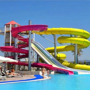 Open Closed Spiral Water Slide